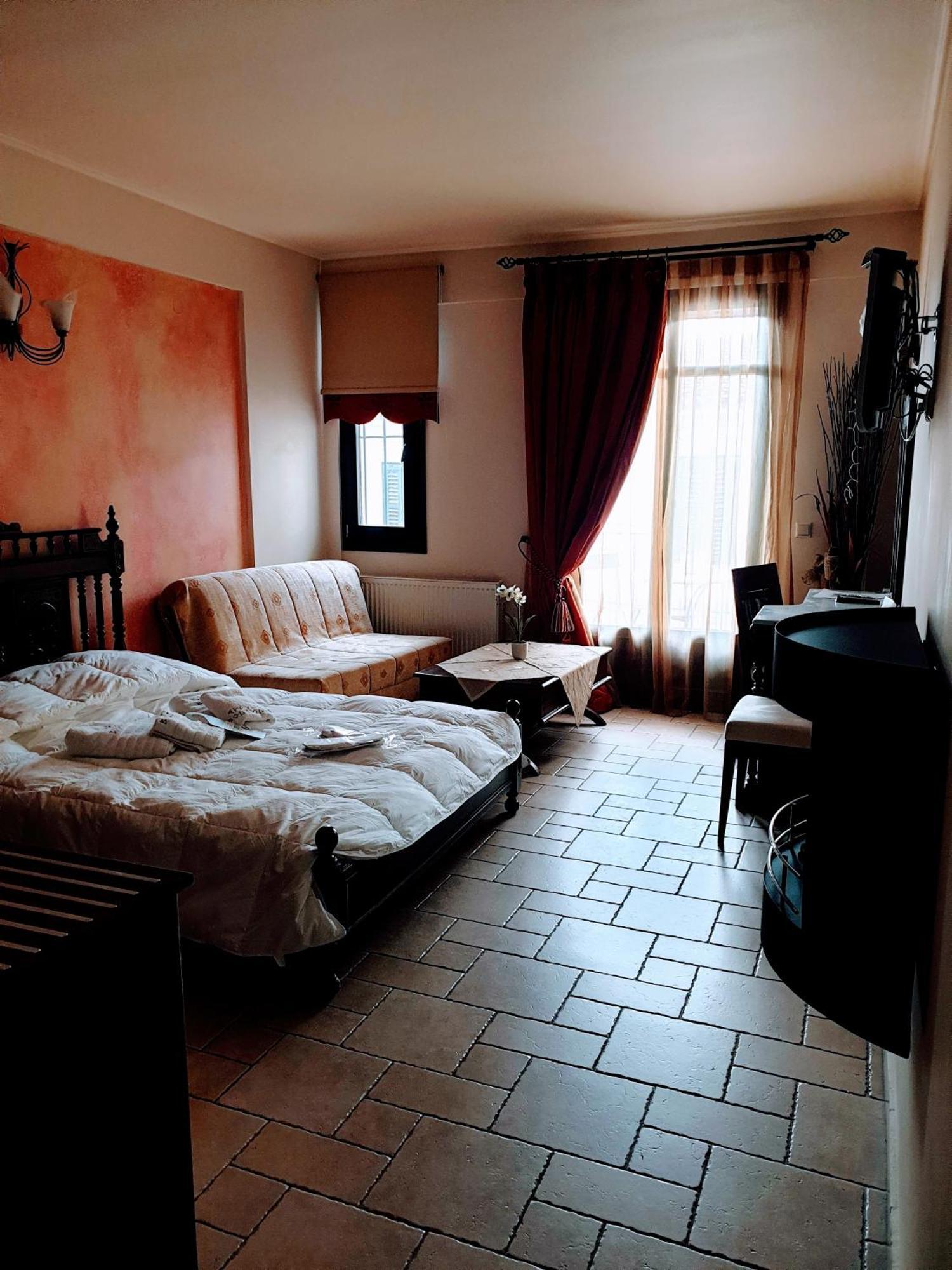 "Epavlis Boutique Galaxidi" Hotel Exterior photo